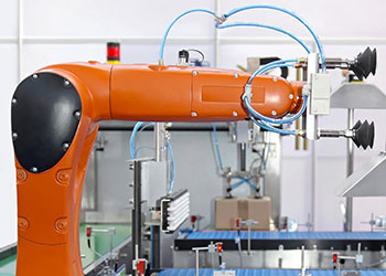 橙色机器人系统集成器臂