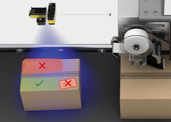 康耐视3D-A1000尺寸测量系统捕捉盒子的图像，并在标签到达打印和应用站之前找到一个清晰的位置放置标签