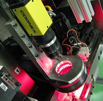 Cognex insight 8000红光检验来验证assembly